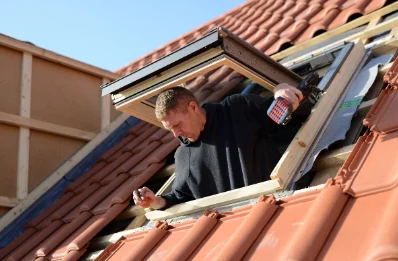 Pose de fenêtres de toit Velux à Montaillou